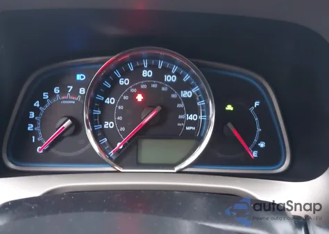 2013 Toyota Rav4 Limited z USA, uszkodzony, nr VIN 2T3DFREVXDW089134